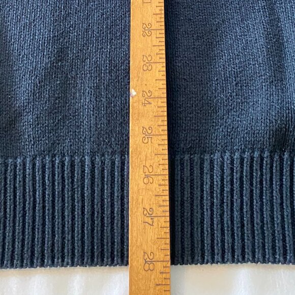 Black Cotton V-Neck Sweater, Men's Large, by Roundtree & Yorke - Picture 7 of 8